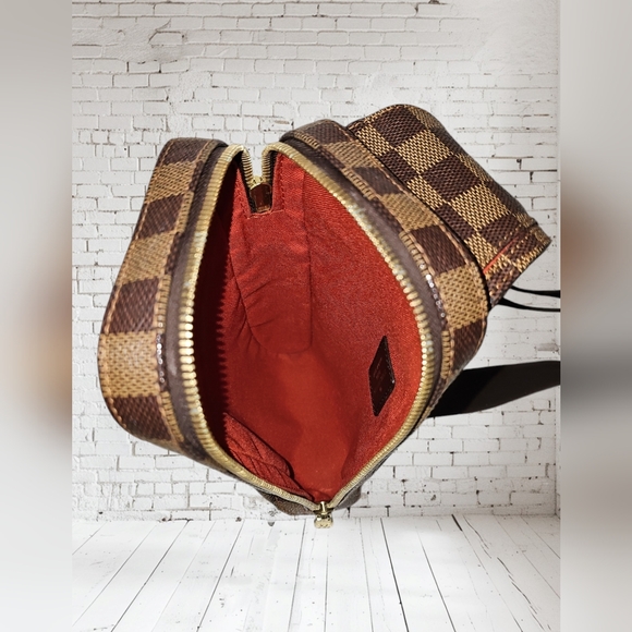 🔥🔥Beautiful Condition 🔥 😍 Authentic Louis Vuitton Geronimo Bumbag Damier - Picture 5 of 17